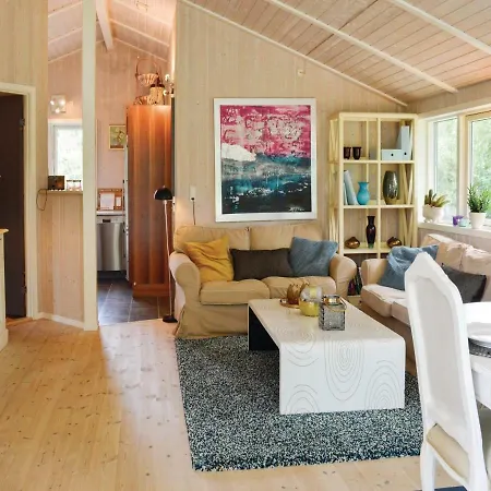 Three-bedroom Holiday In